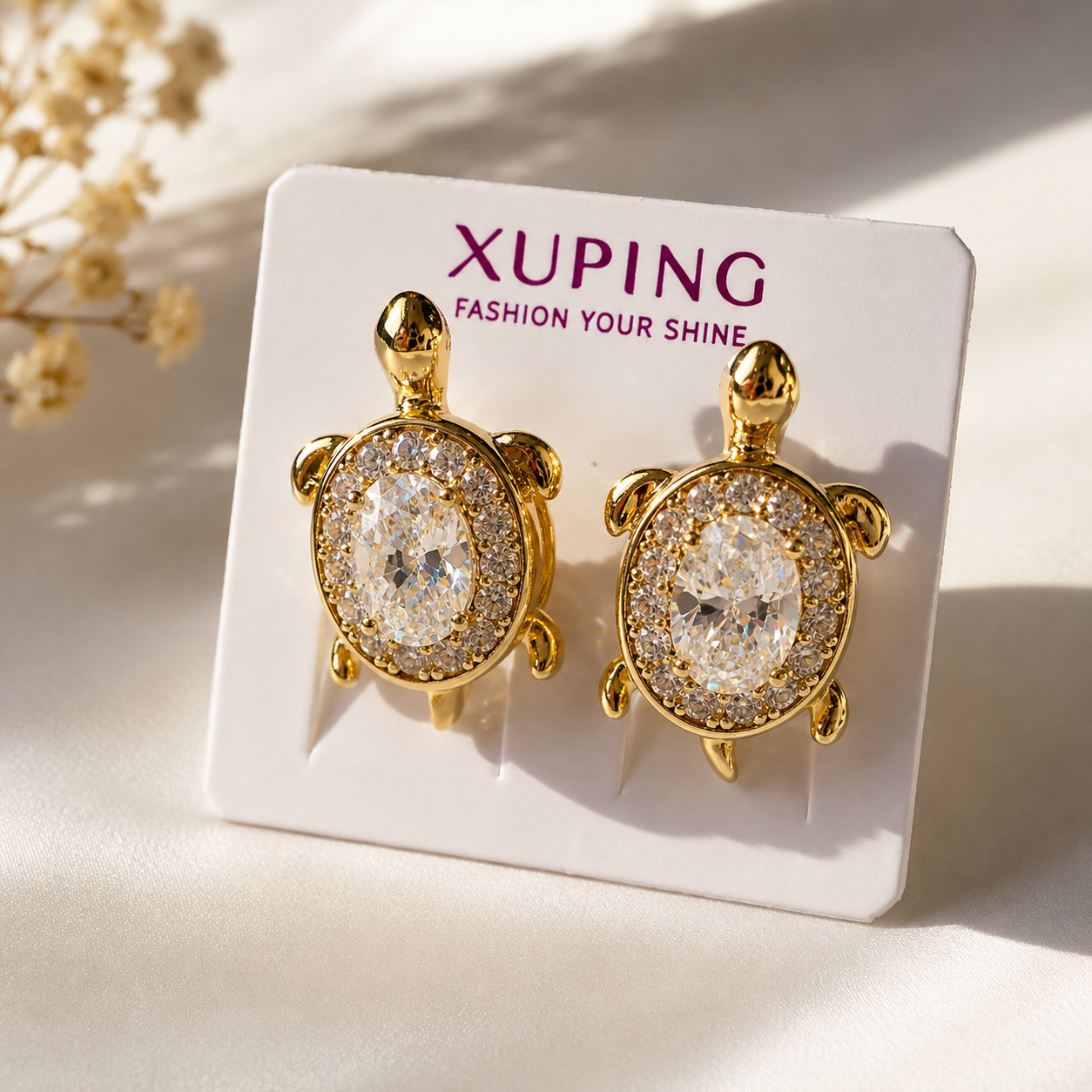 Aretes Xuping Baño en Oro 18k Tortuga con Circonia / Gold Plated Turtle Crystal Earrings