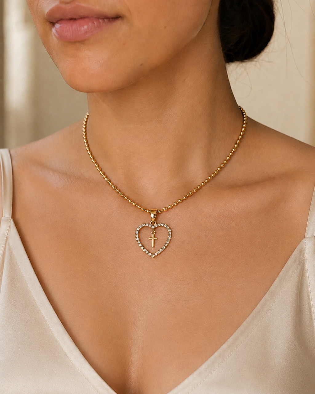 Collar Xuping Baño en Oro 18k Cadena de Bolitas Corazón con Cruz y Cristales / Gold Plated Ball Chain Heart Cross Pendant Necklace with Crystals